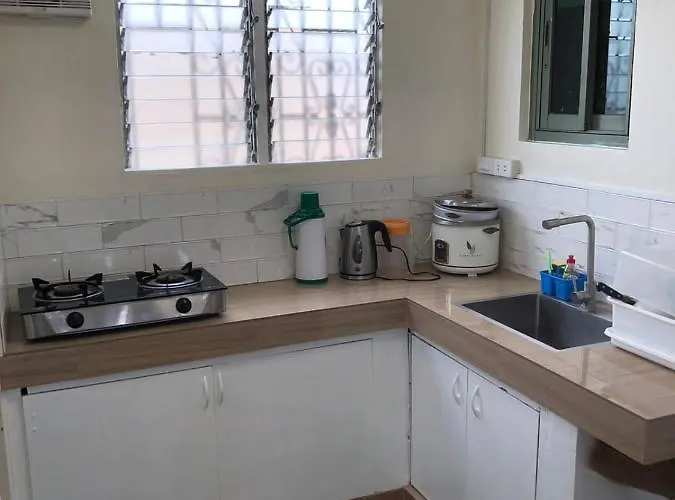 Apartamento The Mansion: 18 Pax Budget Near Airport Terminal Pasay Manila